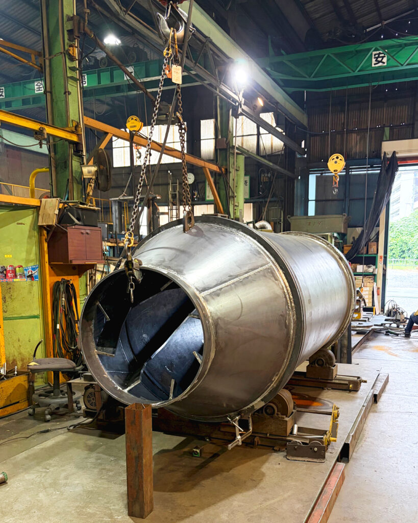 有限会社オノダで溶接した大型製缶品2